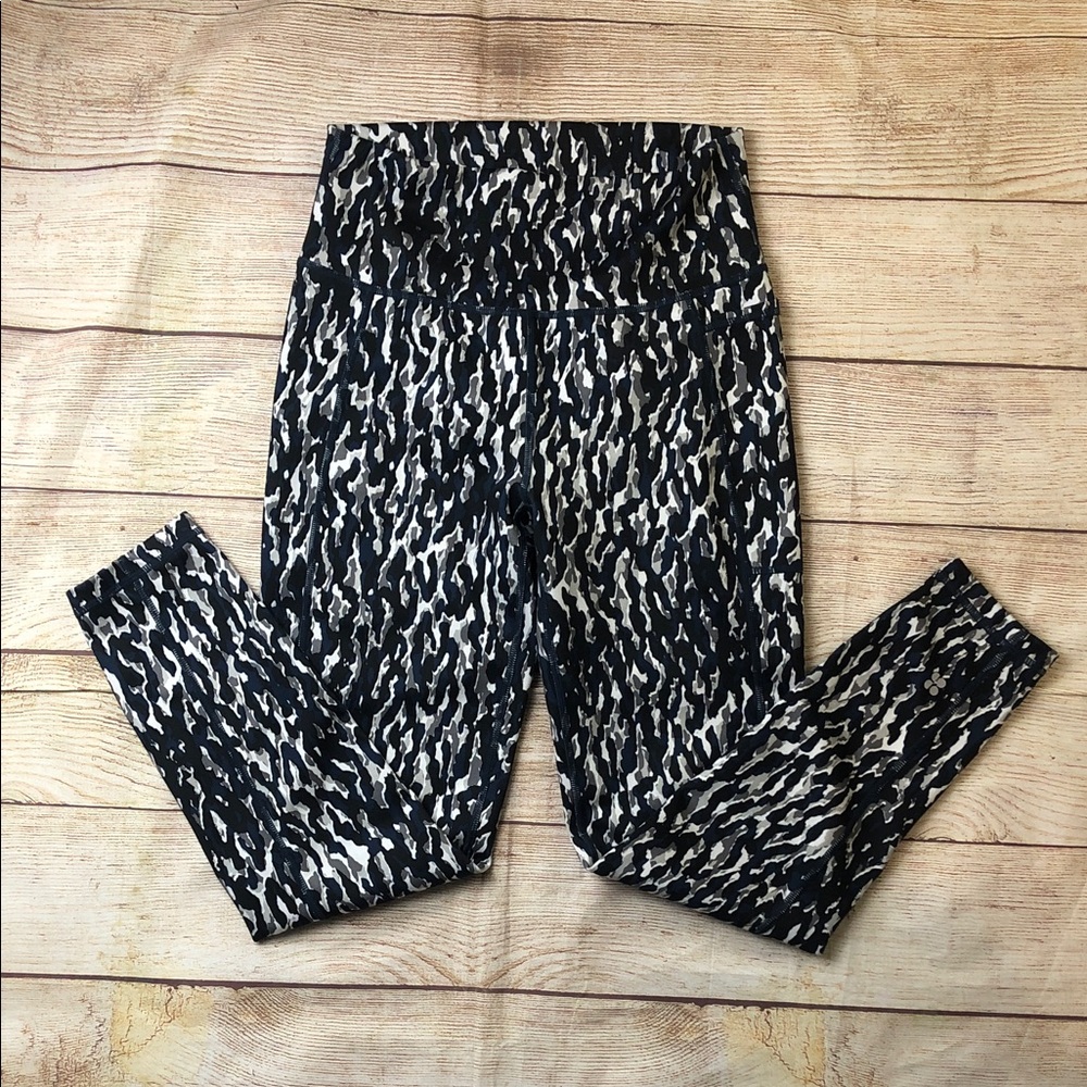 Sweaty Betty Camouflage Super Sculpt Leggings 💚‎